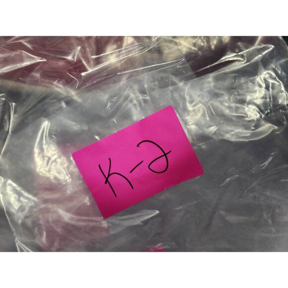 Tolani Collection Blouse Size Large Handkerchief Hem Red Blue V-Neck - Picture 6 of 6